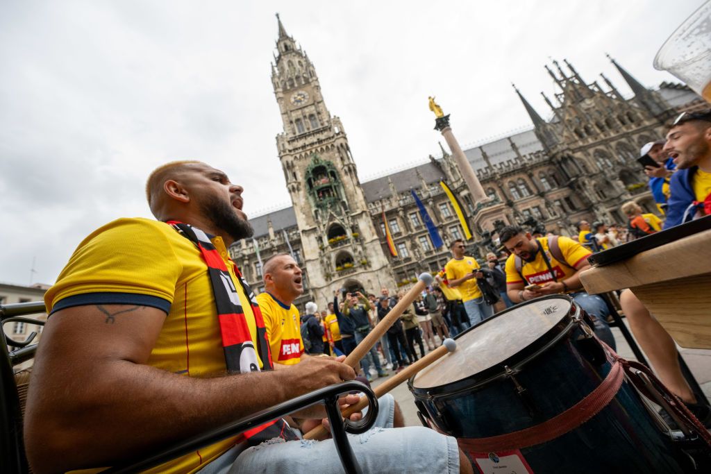 Ce a pățit fostul internațional german din cauza fanilor români la EURO 2024: "Am stat în mijlocul lor! Încă am probleme"_2