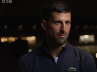 
	Situație incredibilă cu Novak Djokovic! Deranjat de întrebările reporterului, s-a ridicat în timpul interviului și a plecat
