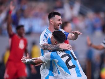
	Lionel Messi îi zâmbește lui Cristiano Ronaldo de la Copa America 2024! Gol pentru Argentina și calificare în finală
