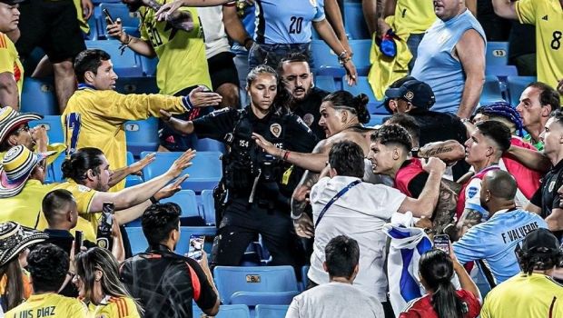 
	Anchetă după incidentele de la meciul Uruguay - Columbia. Darwin Nunez s-a luat la bătaie cu suporterii după fluierul final
