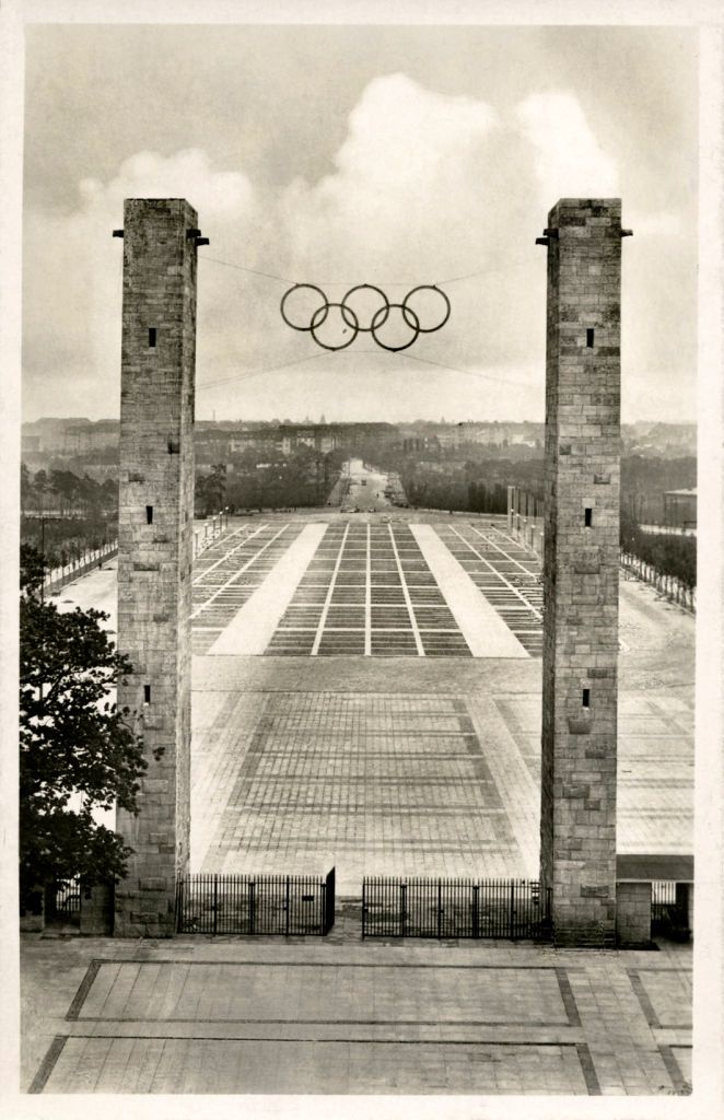 Anglia poate deveni prima oară campioană europeană pe stadionul unde Adolf Hitler a fost umilit de Jesse Owens! _5