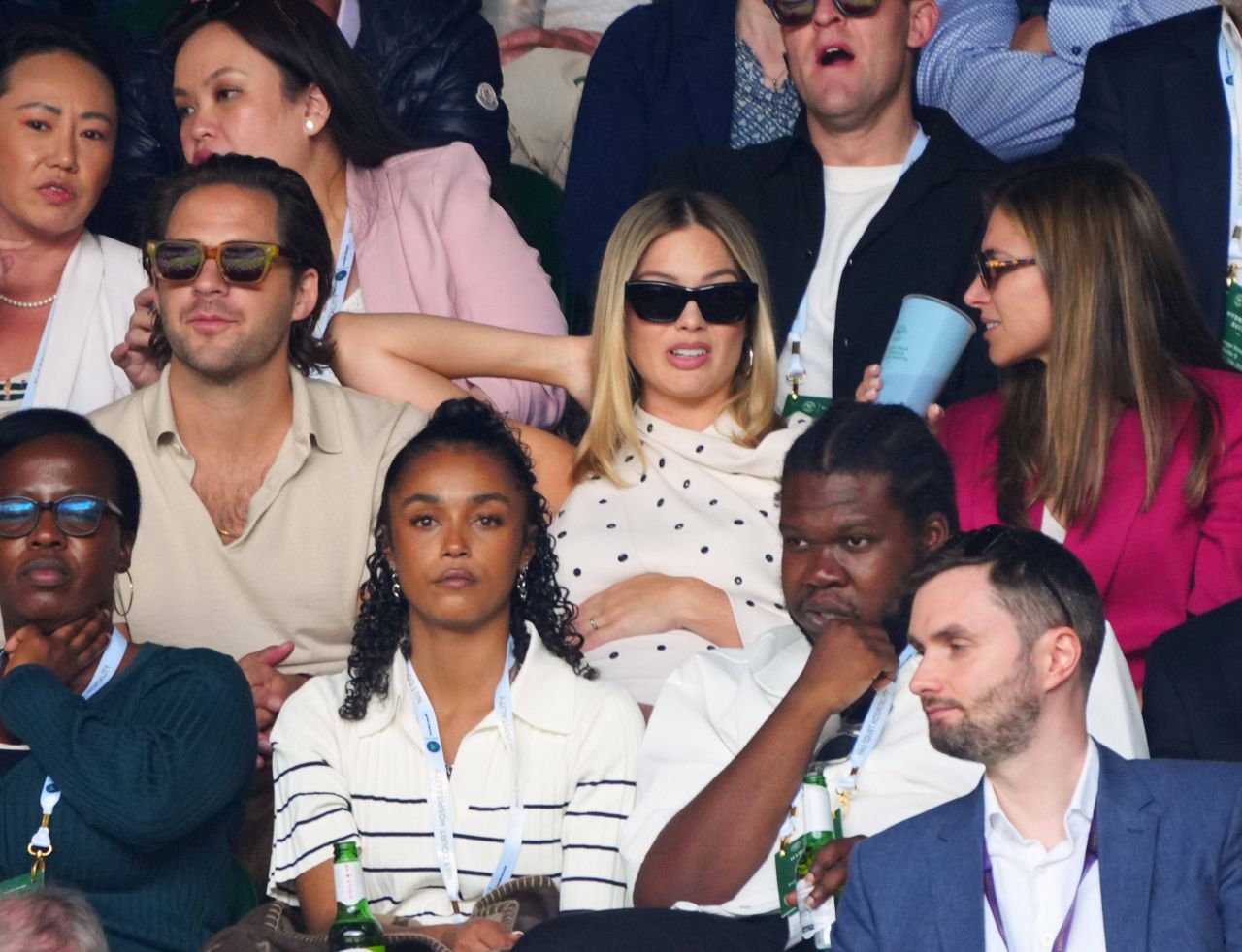 Alcaraz îl așteaptă pe Djokovic în finala Wimbledon. Margot Robbie, spectator de lux pe Terenul Central_3