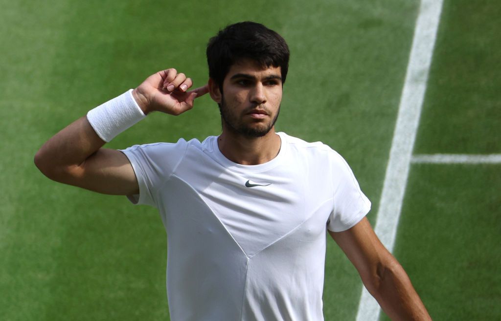 Alcaraz îl așteaptă pe Djokovic în finala Wimbledon. Margot Robbie, spectator de lux pe Terenul Central_23