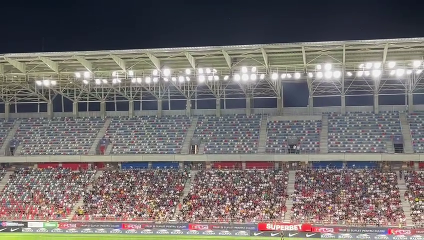 Într-o seară toridă de vară, în Ghencea bate vântul! Cum arată tribunele la FCSB - ”U” Cluj_5