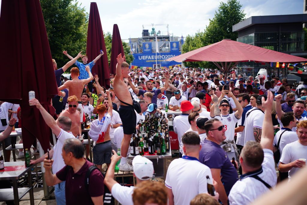 Berlinul a fost luat cu asalt de fani, înainte de finala de la EURO 2024. Spania - Anglia e de la 22:00 pe PRO TV și VOYO_4