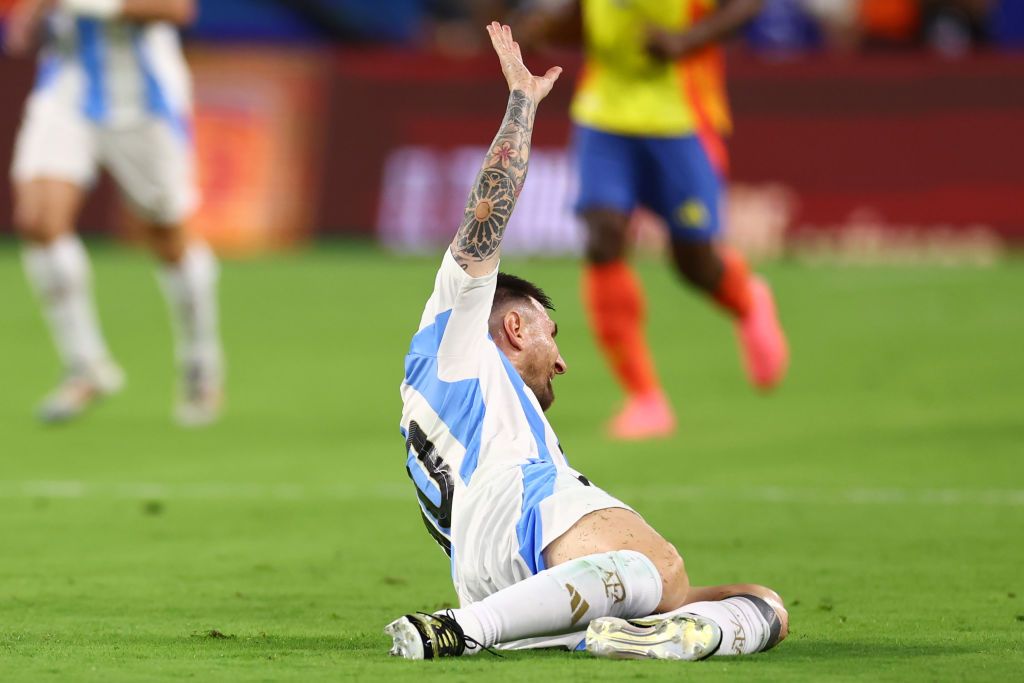 Imagini emoționante! Lionel Messi a ieșit în lacrimi de pe teren, în finala Copa America, din cauza unei accidentări _2