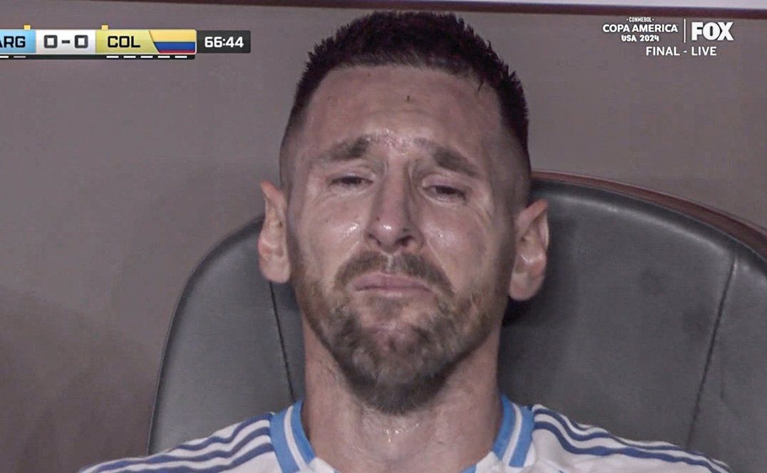 Imagini emoționante! Lionel Messi a ieșit în lacrimi de pe teren, în finala Copa America, din cauza unei accidentări _9