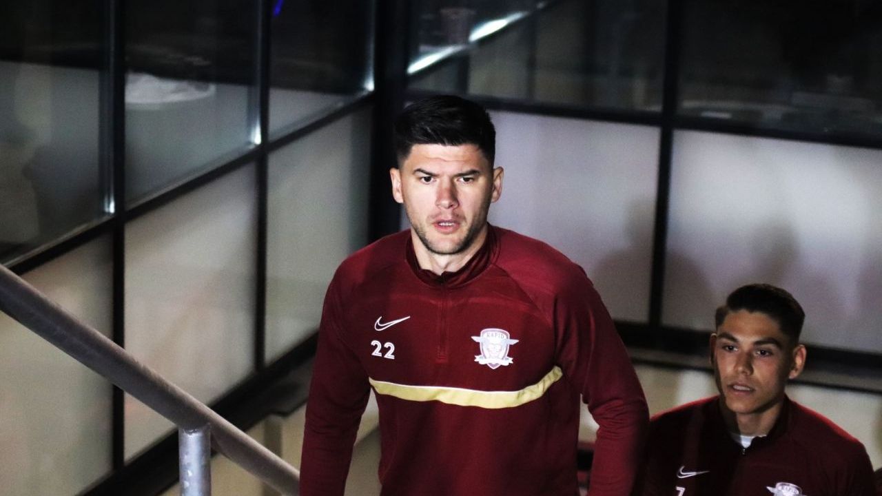 Cristi Sapunaru contract sapunaru Cristian Sapunaru Neil Lennon Rapid