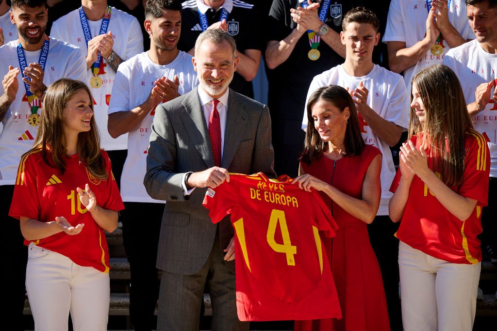 Nebunie la Madrid! Furia Roja a sărbătorit cu zeci de mii de fani trofeul câștigat la EURO 2024_2