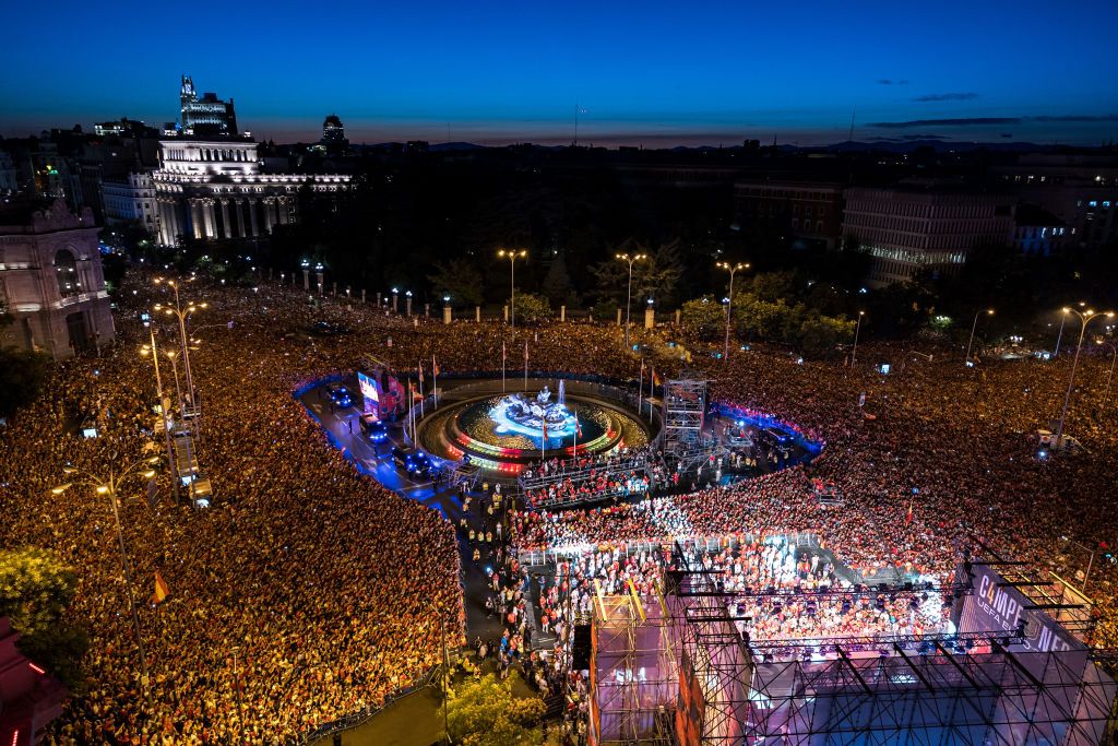 Nebunie la Madrid! Furia Roja a sărbătorit cu zeci de mii de fani trofeul câștigat la EURO 2024_29