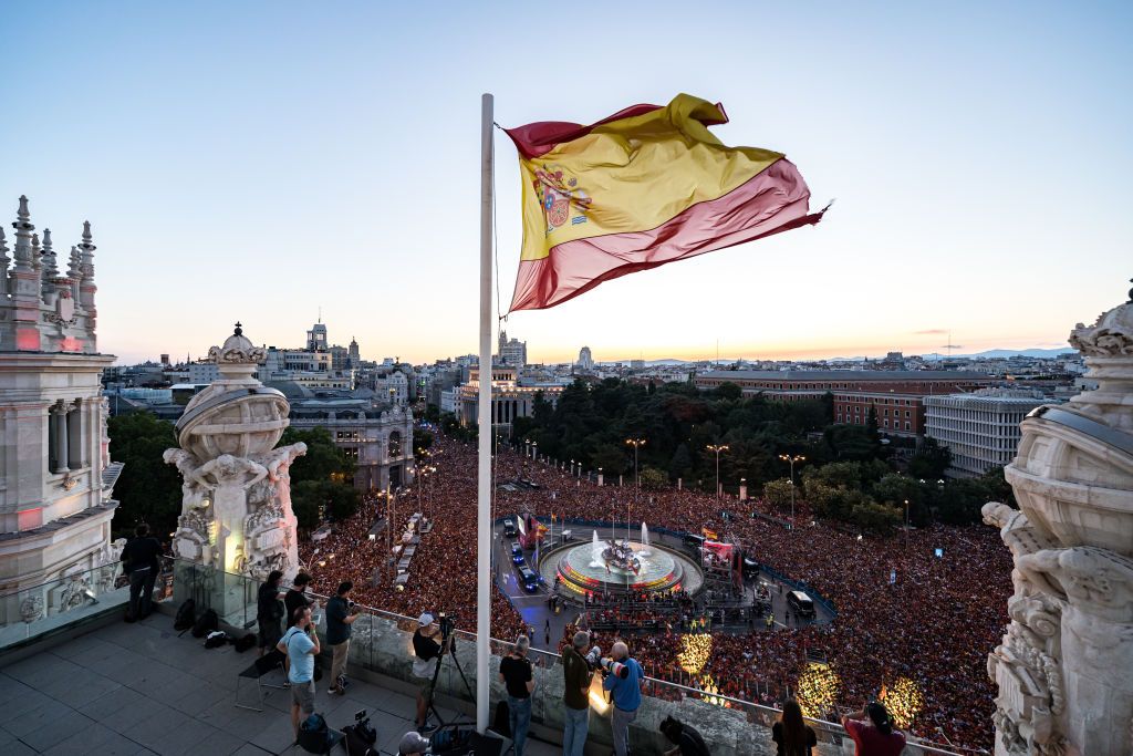 Nebunie la Madrid! Furia Roja a sărbătorit cu zeci de mii de fani trofeul câștigat la EURO 2024_32