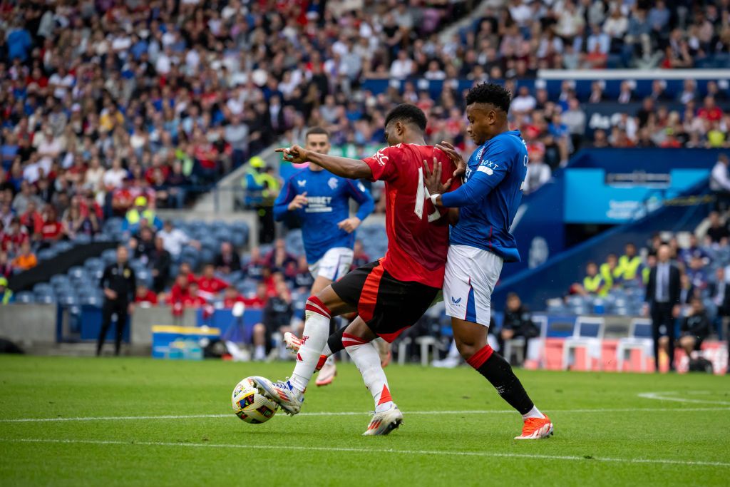 Ianis Hagi Manchester United Óscar Cortés rangers