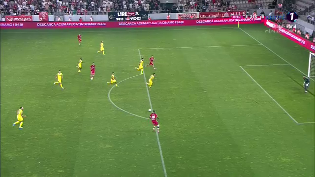 A rupt plasa! Gol superb marcat de Hakim Abdallah în Dinamo - Petrolul_1