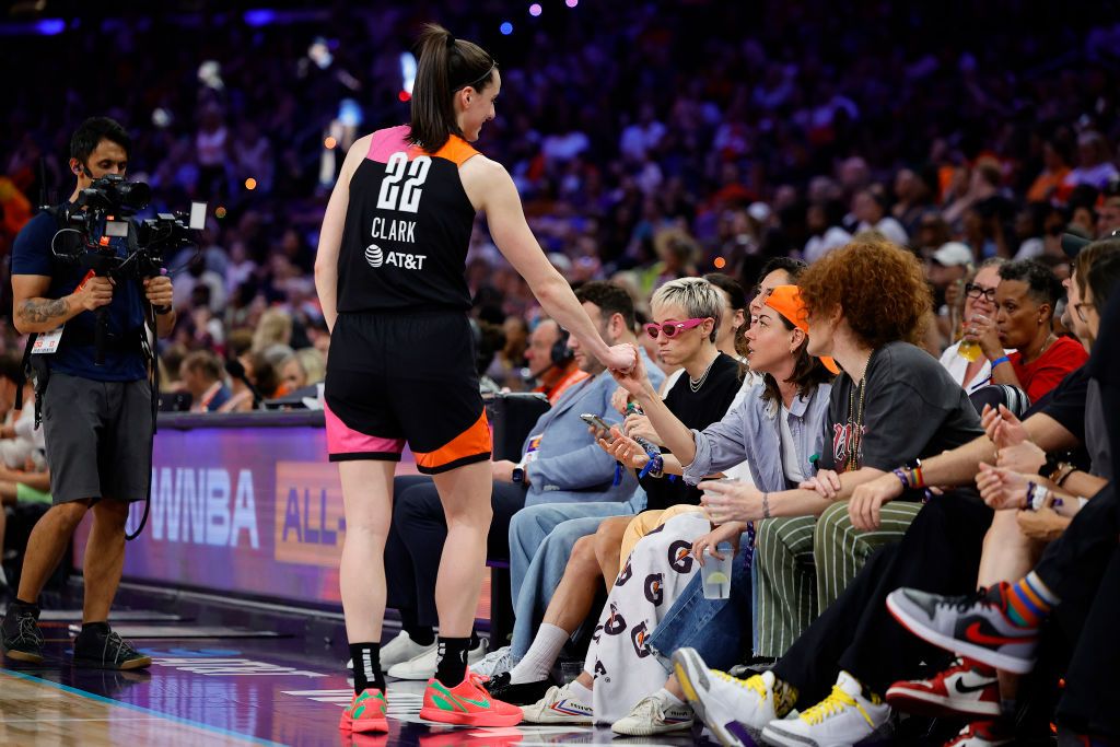 Aubrey Plaza 2024 WNBA All-Star Angel Reese baschet feminin Caitlin Clark