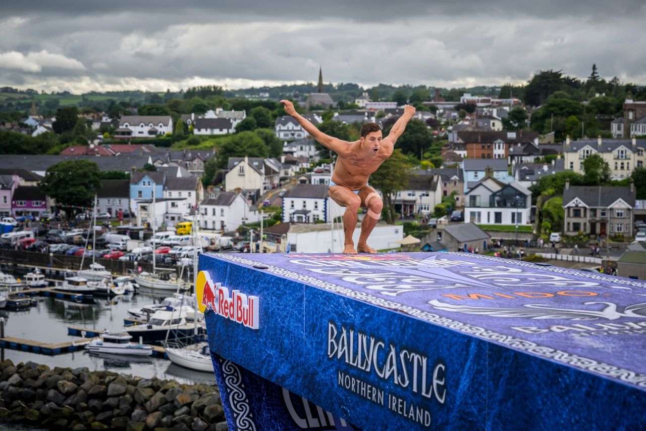 Reacția lui Constantin Popovici după ce a luat argint în etapa din Irlanda de Nord a seriei Red Bull Cliff Diving + Clasament general_2