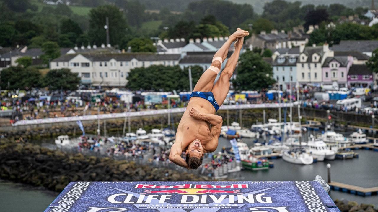 Constantin Popovici Irlanda de Nord Red Bull Cliff Diving sarituri in apa