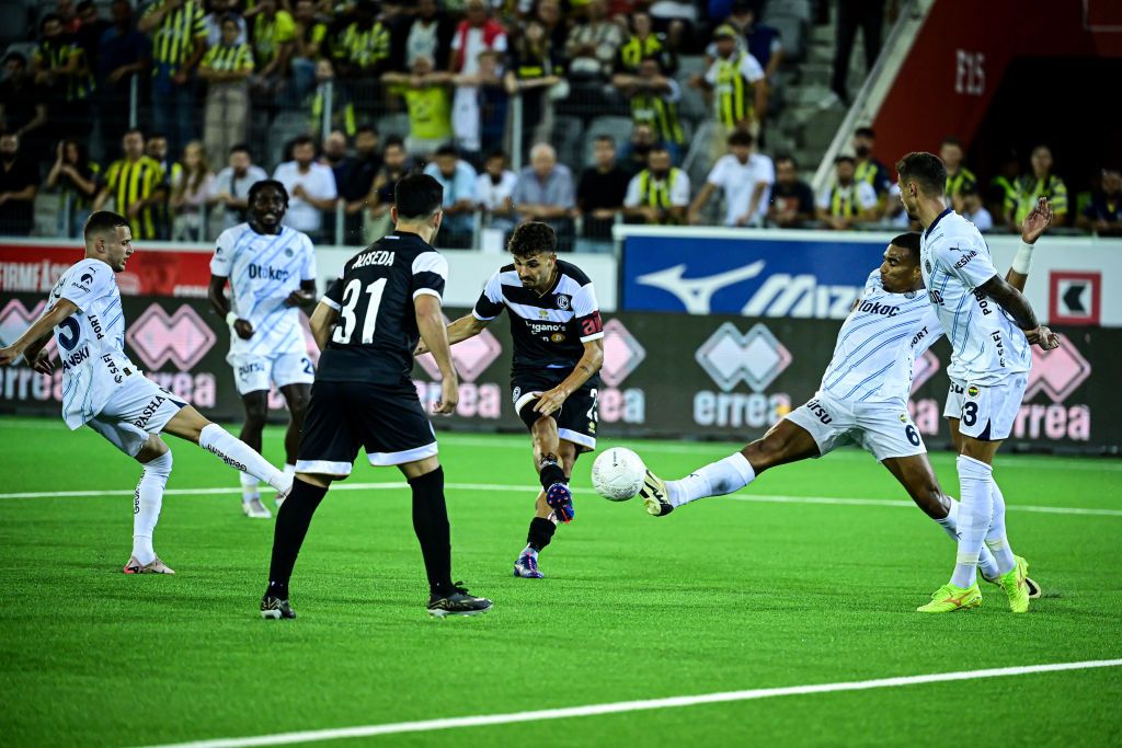 ”Thriller” la debutul lui Jose Mourinho! Fenerbahce a încasat trei goluri_14