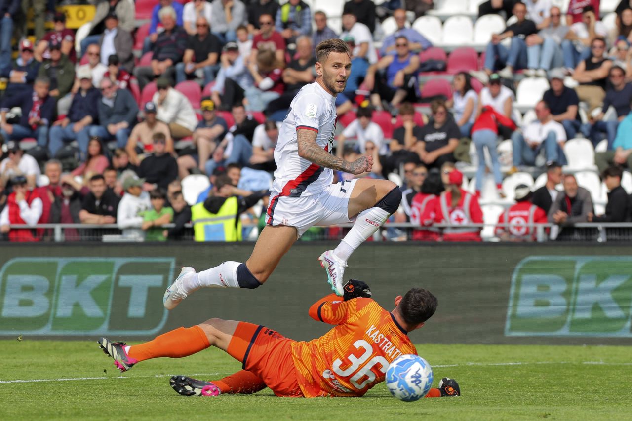 Coleg de talie mondială pentru Denis Drăguș la Trabzonspor. Turcii au bătut palma cu un super-fotbalist _1