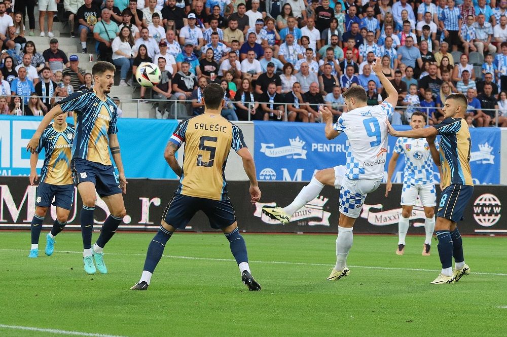 Corvinul Hunedoara - HNK Rijeka 0-0. Totul se decide în retur! Echipa lui Maxim își păstrează șanse de calificare_2