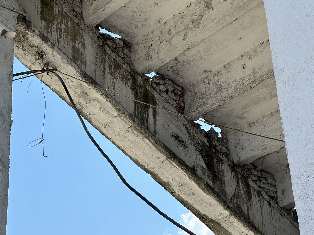 Imagini dezolante. Un stadion simbolic al României se dezintegrează în așteptarea renovării_7