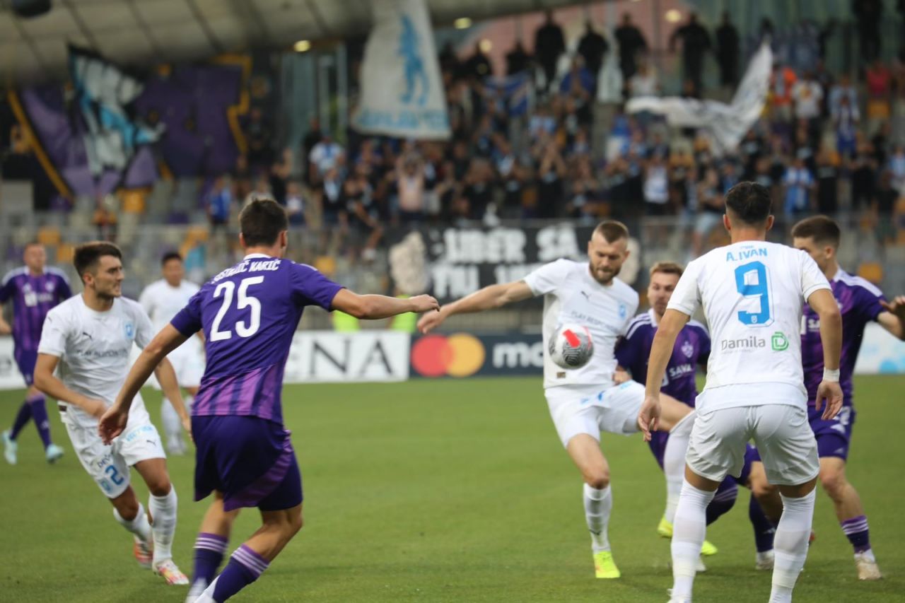 Reacții dure după Maribor - Craiova 2-0: "Rușine! Corvinul e peste / Mulțumim, Rotaru!"_9