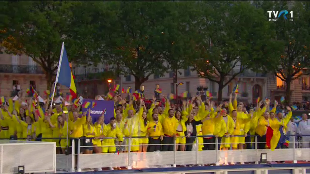 Team Romania, apariție grandioasă pe Sena, la ceremonia de deschidere a Jocurilor Olimpice de la Paris 2024_11