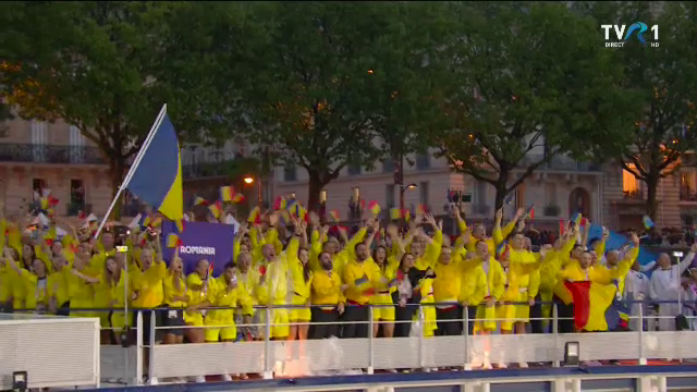 Team Romania, apariție grandioasă pe Sena, la ceremonia de deschidere a Jocurilor Olimpice de la Paris 2024_12