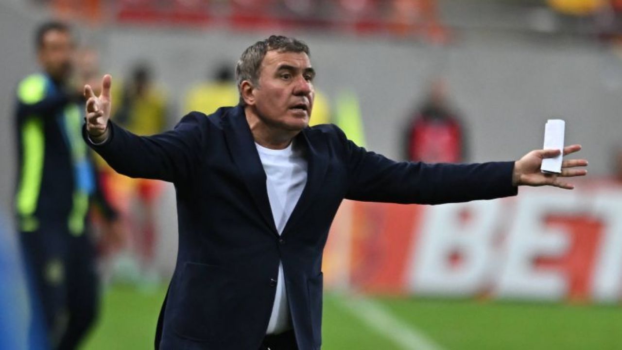 Gheorghe Hagi Farul Constanta FC Botosani Liviu Ciobotariu valeriu iftime