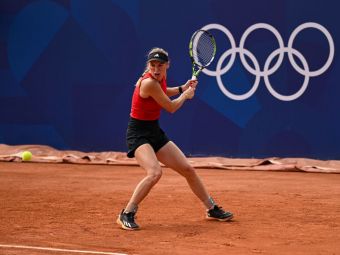 
	&rdquo;Strategia&rdquo; prin care vechea rivală a Simonei Halep a reușit să întoarcă scorul uluitor și să se califice în turul 2 la JO 2024
