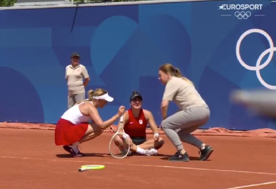 Bianca Andreescu, în lacrimi și copleșită de durere la JO! Ce i s-a întâmplat înainte să fie eliminată în turul II_5