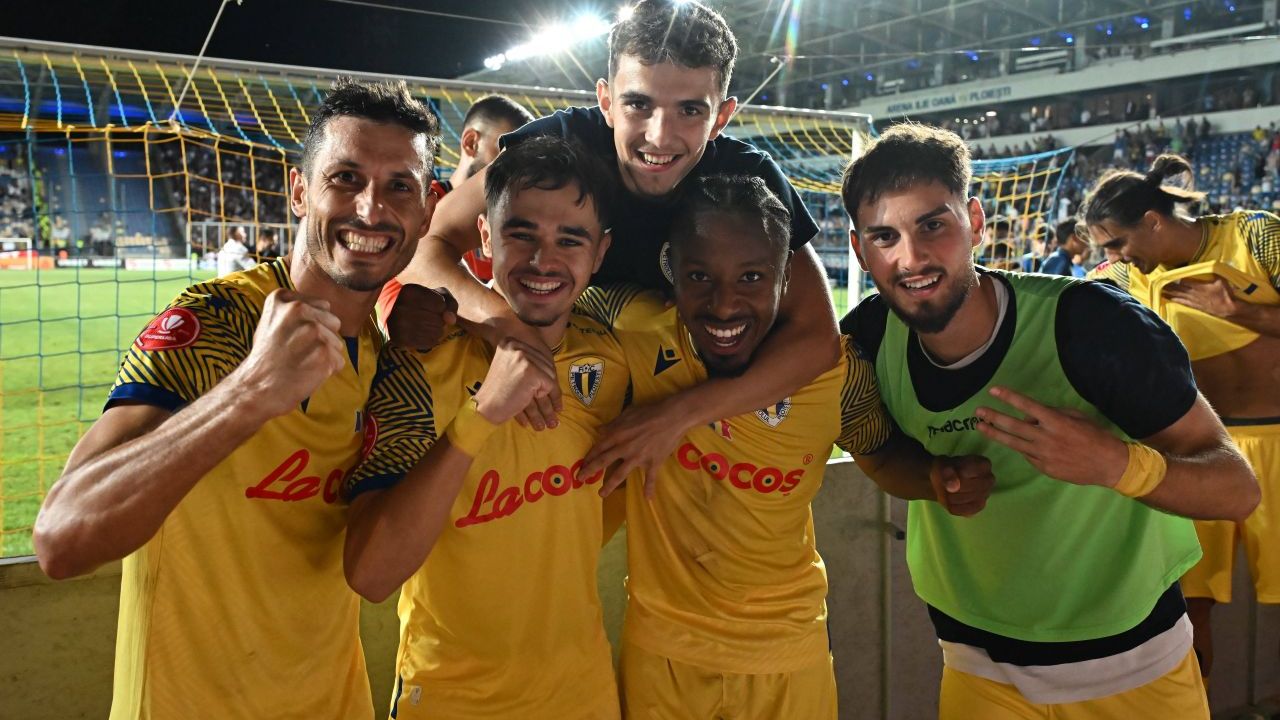 Petrolul Ploiesti Rapid Bucuresti Superliga Romaniei