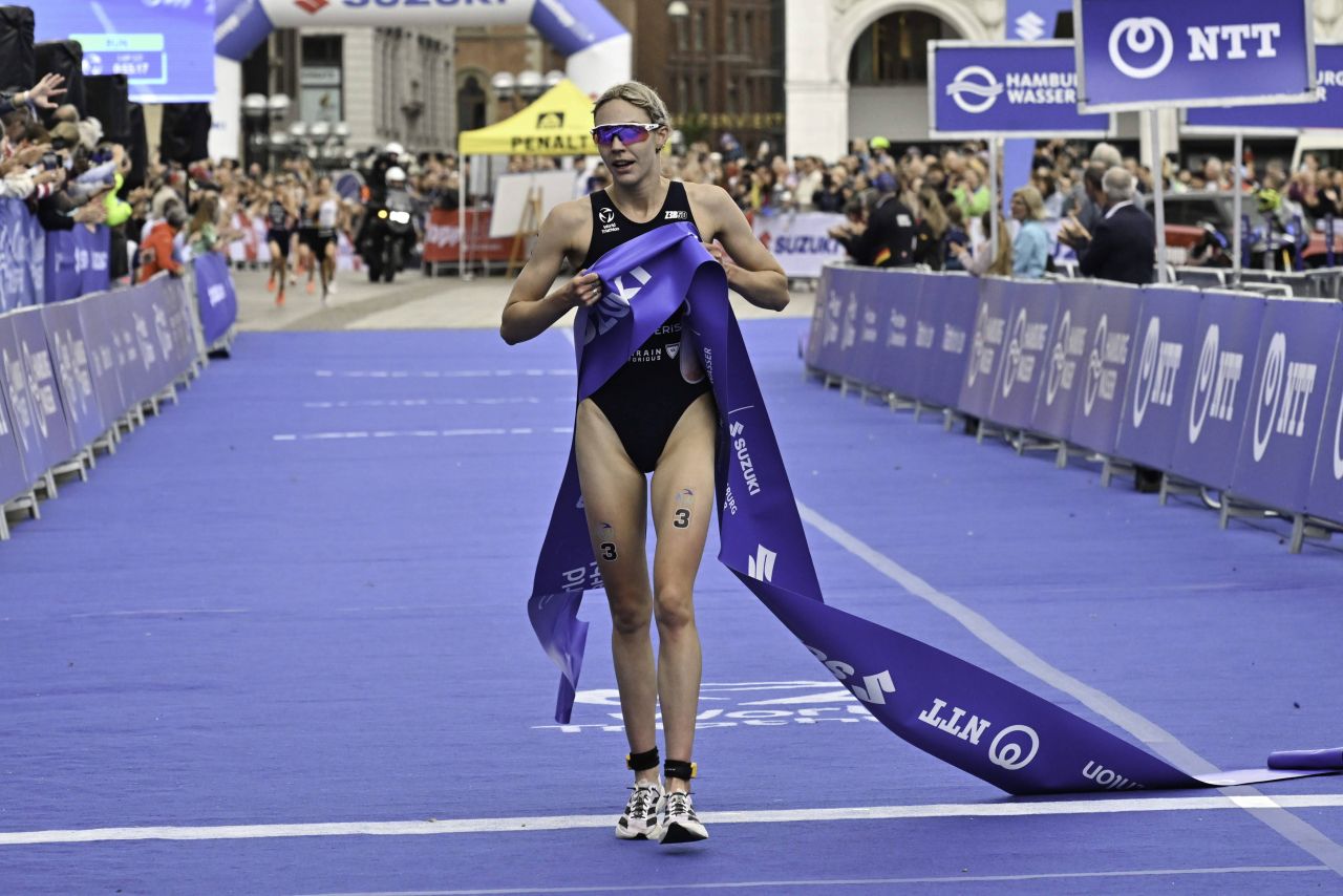 Cassandre Beaugrand, nume predestinat! Superba franțuzoaică este noua campioană olimpică la triatlon feminin_3