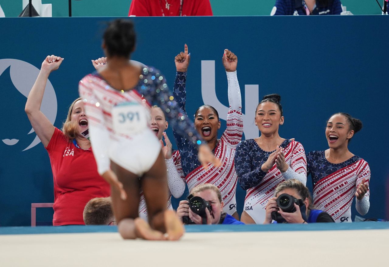 'OK, cam așa stă treaba!' Deja campioană olimpică, Simone Biles s-a enervat la Paris. Și numai ea, ci și o colegă_6