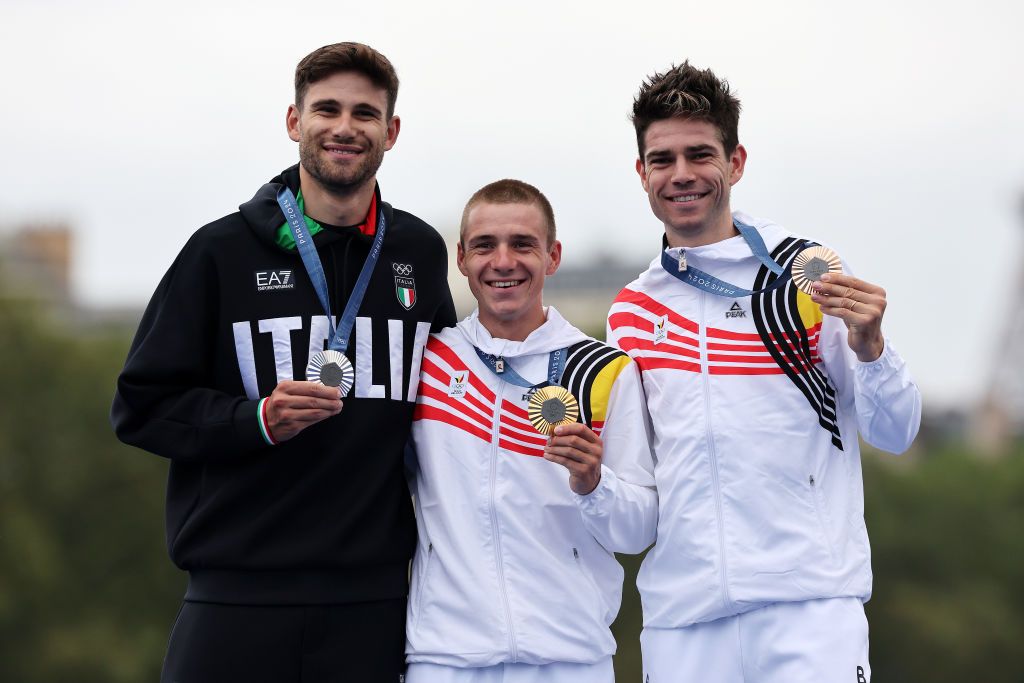 În urmă cu opt ani juca în naționala Belgiei de fotbal, acum a devenit campion olimpic la ciclism!_9