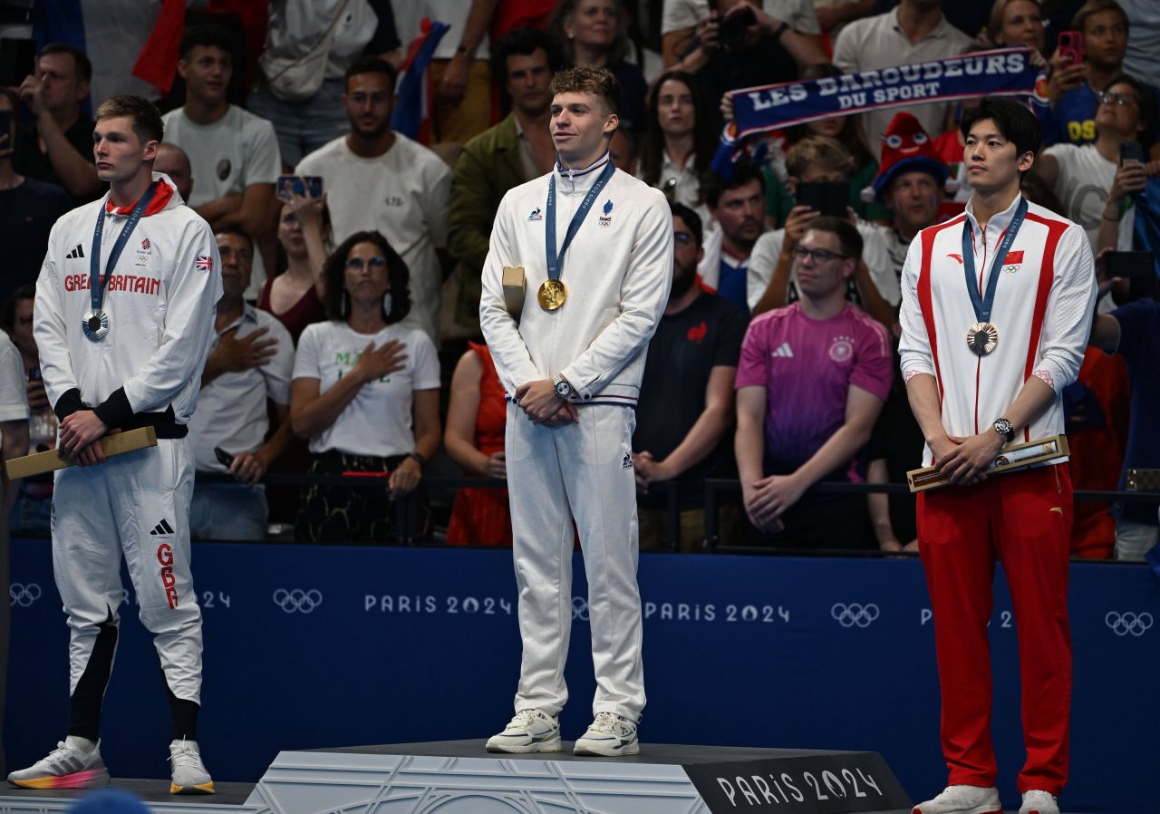 Leon Marchand este starul Jocurilor Olimpice! Înotătorul francez a ajuns la 4 medalii de aur cucerite la Paris_2