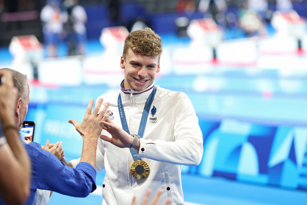 Leon Marchand este starul Jocurilor Olimpice! Înotătorul francez a ajuns la 4 medalii de aur cucerite la Paris_1