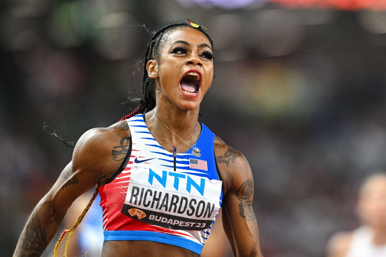 Sha'Carri Richardson, marea favorită azi la aurul olimpic de la 100 m, este o apariție! Piercing-uri și tatuaje peste tot + o suspendare pentru canabis_19