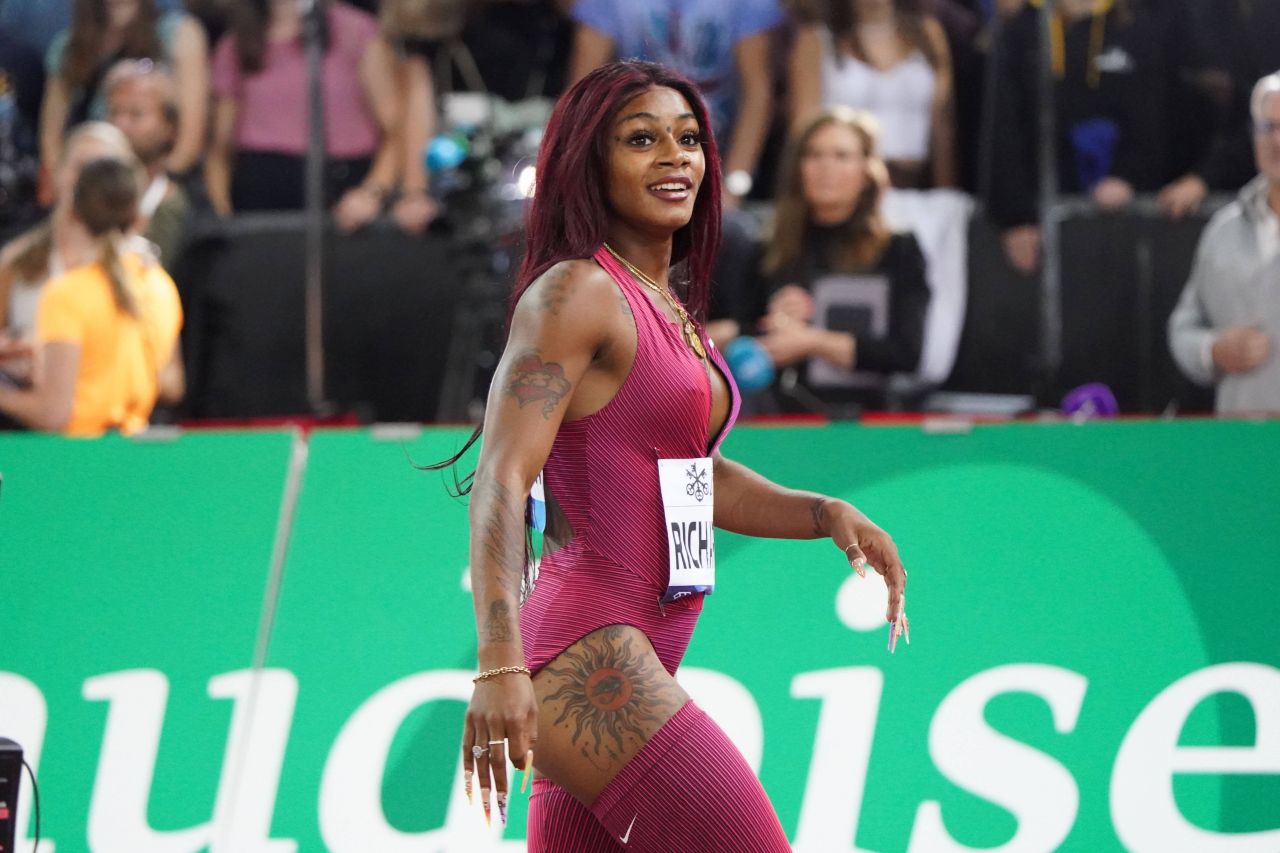 Sha'Carri Richardson, marea favorită azi la aurul olimpic de la 100 m, este o apariție! Piercing-uri și tatuaje peste tot + o suspendare pentru canabis_31