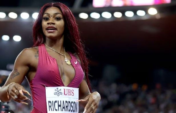 Sha'Carri Richardson, marea favorită azi la aurul olimpic de la 100 m, este o apariție! Piercing-uri și tatuaje peste tot + o suspendare pentru canabis_45