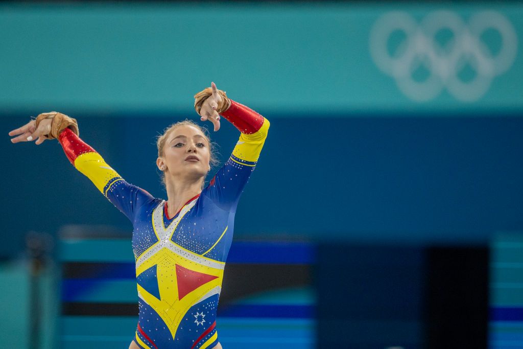 Programul sportivilor români pe 5 august, ziua 10 de la JO! Intră în concurs luptătorii + finale la gimnastică