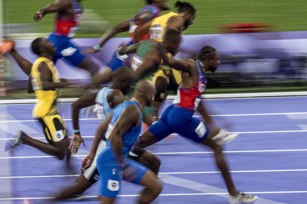 Diferența subtilă care a făcut departajarea în finala de la 100 m masculin. Cum l-a întrecut Noah Lyles pe jamaican_3