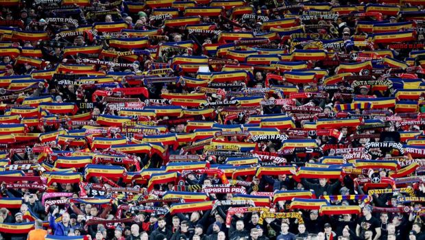 
	Sparta Praga are pe stemă culorile României! Fanii cehilor afișează mereu steaguri și eșarfe cu &quot;tricolorul&quot; românesc. Sparta - FCSB e marți, de la 21:00, pe VOYO
