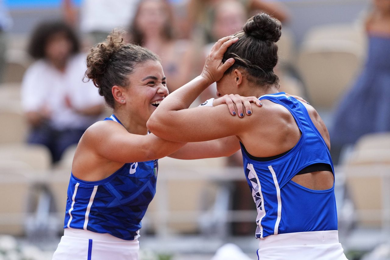 „David vs. Goliat,” ediția J.O. de la Paris 2024. Italiencele de aur la tenis dublu feminin au compensat lipsa înălțimii_6