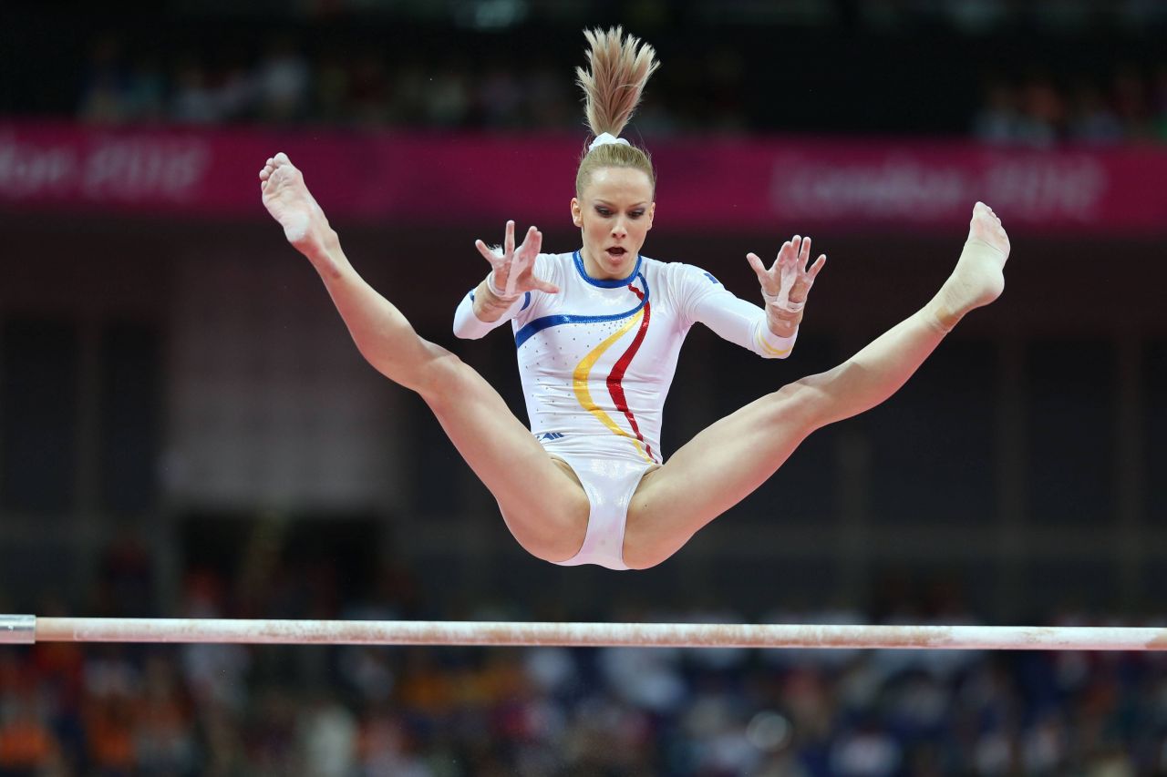 Sandra Izbașa ia atitudine după ce a văzut nedreptatea făcută gimnastelor din România la Paris_3