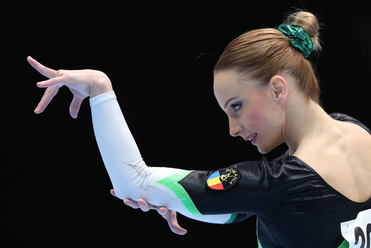 Sandra Izbașa ia atitudine după ce a văzut nedreptatea făcută gimnastelor din România la Paris_17