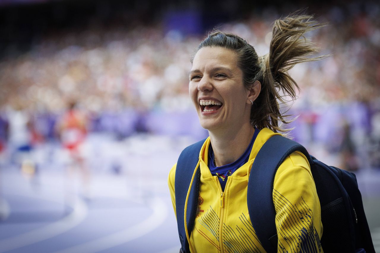 Promisiunea făcută de Alina Rotaru după calificarea în finala olimpică de la săritura în lungime!_5