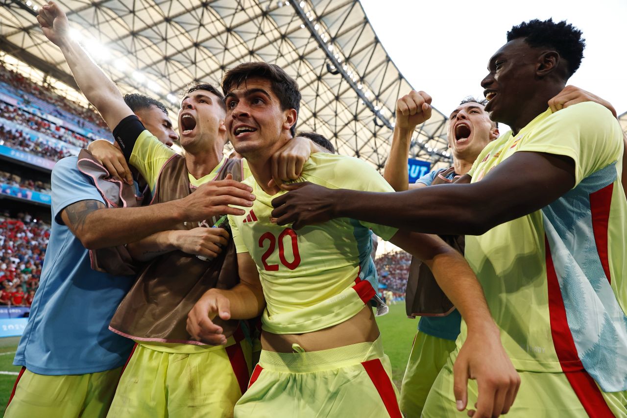 Arbitru român în marea finală olimpică de la fotbal de azi, Franța - Spania!_2