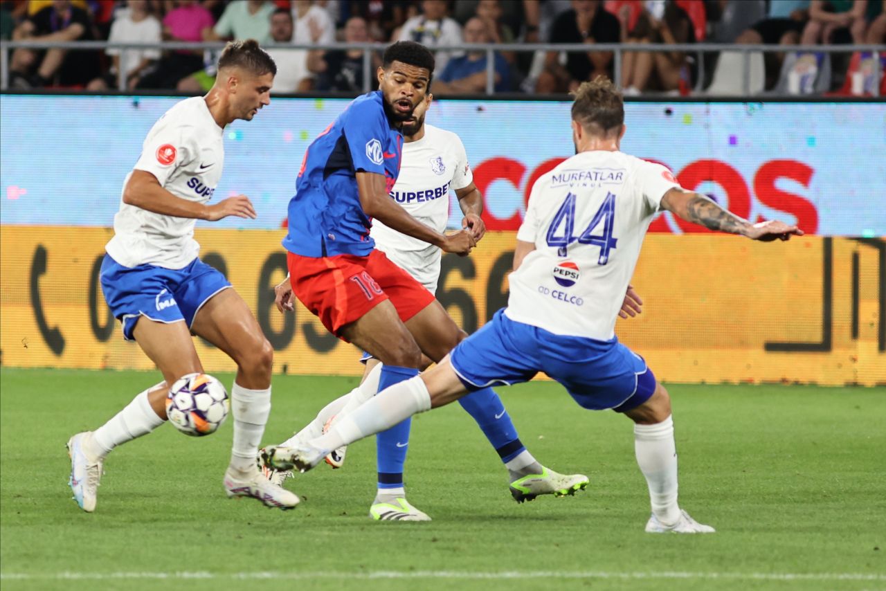 FCSB - Farul Constanța 3-2. Ce spectacol în Ghencea! Roș-albaștrii obțin prima victorie în campionat_9