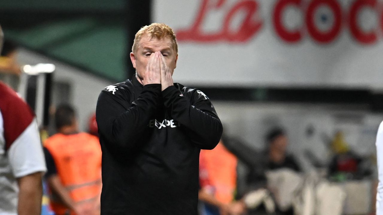 Neil Lennon Gloria Buzau Rapid Superliga Romaniei