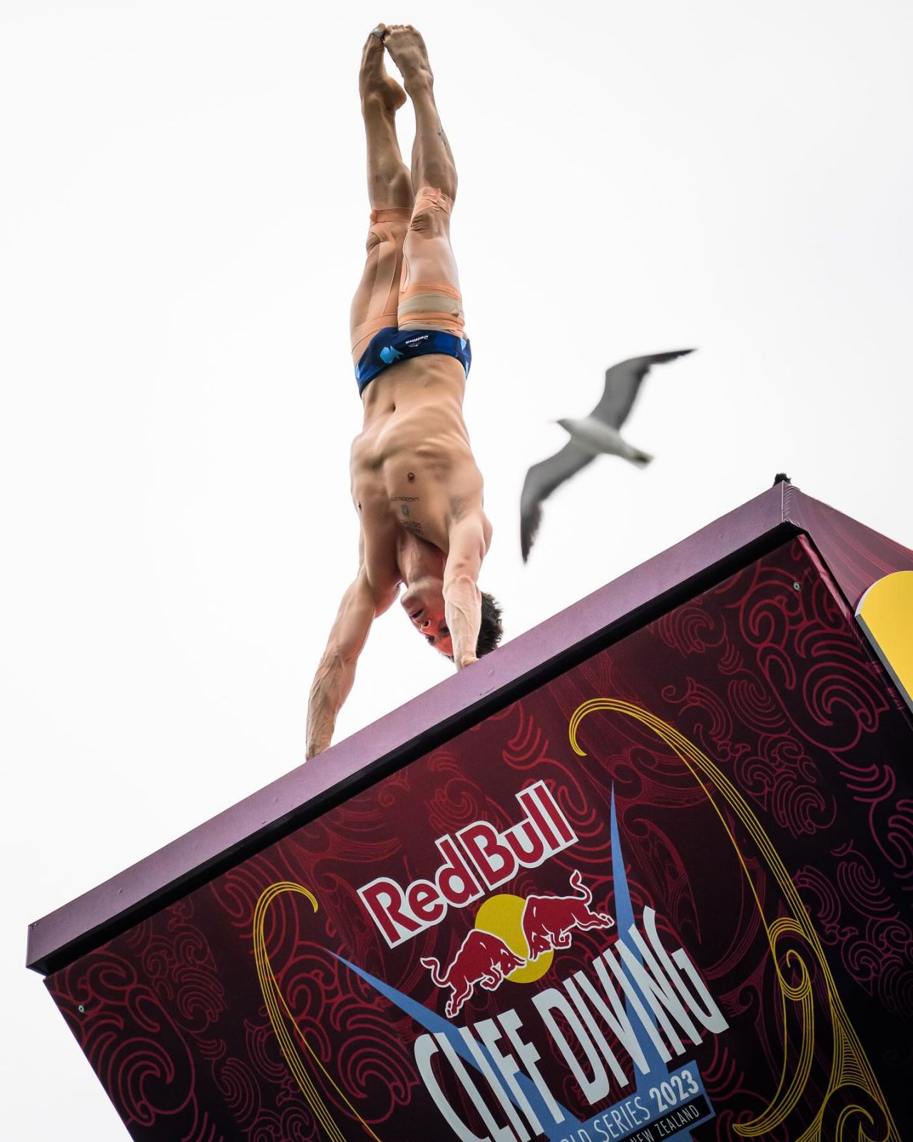 Medalie de bronz! Constantin Popovici rămâne în lupta pentru un nou titlu în Seria Mondială Red Bull Cliff Diving _18